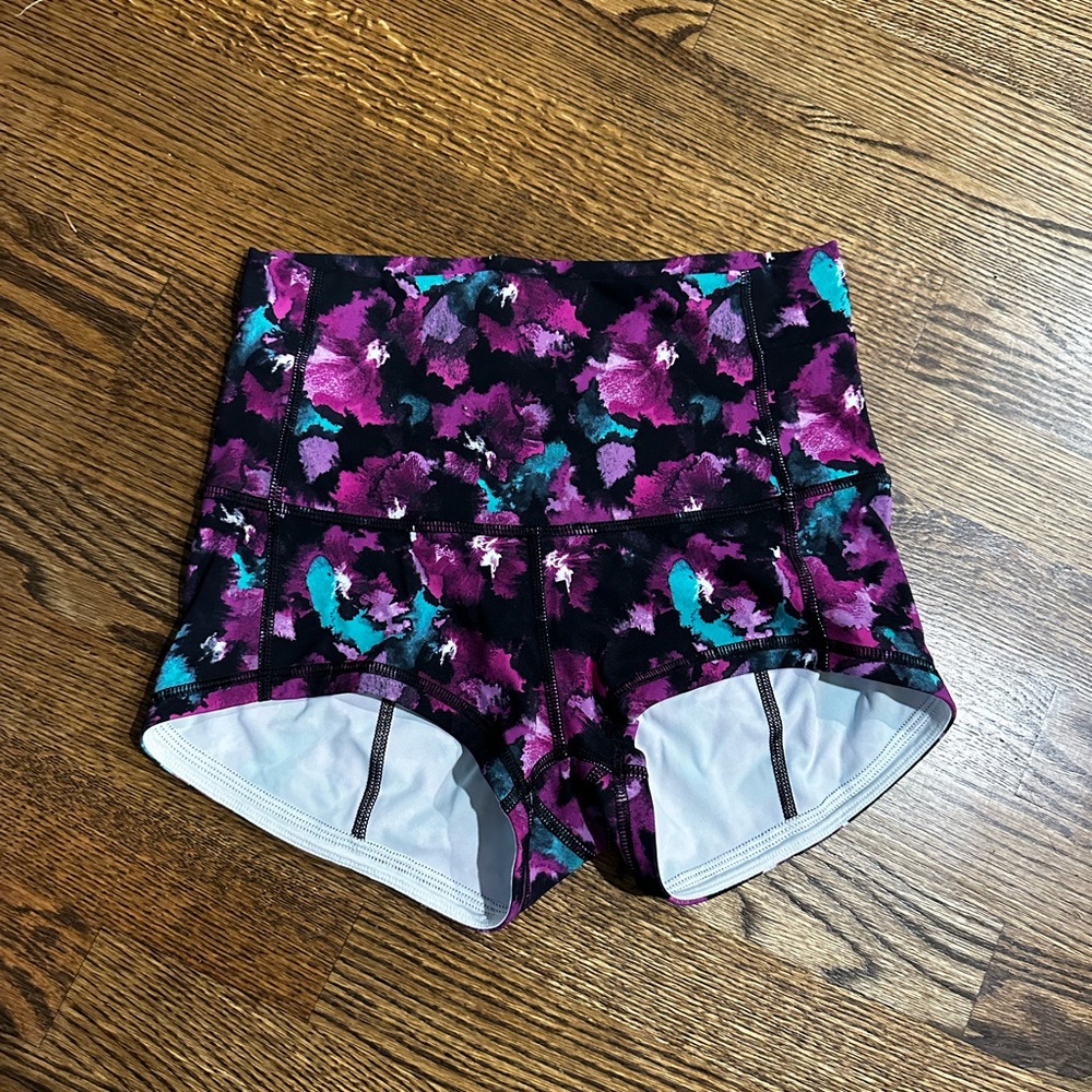 Lululemon Align Shorts 2”